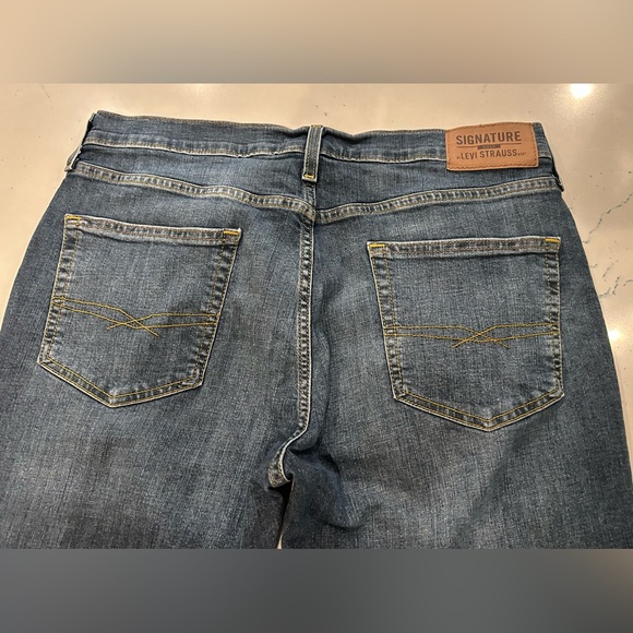 Signature by Levi Strauss & Co Men's Straight Fit Jeans Blue 34W x 30L - Picture 7 of 7
